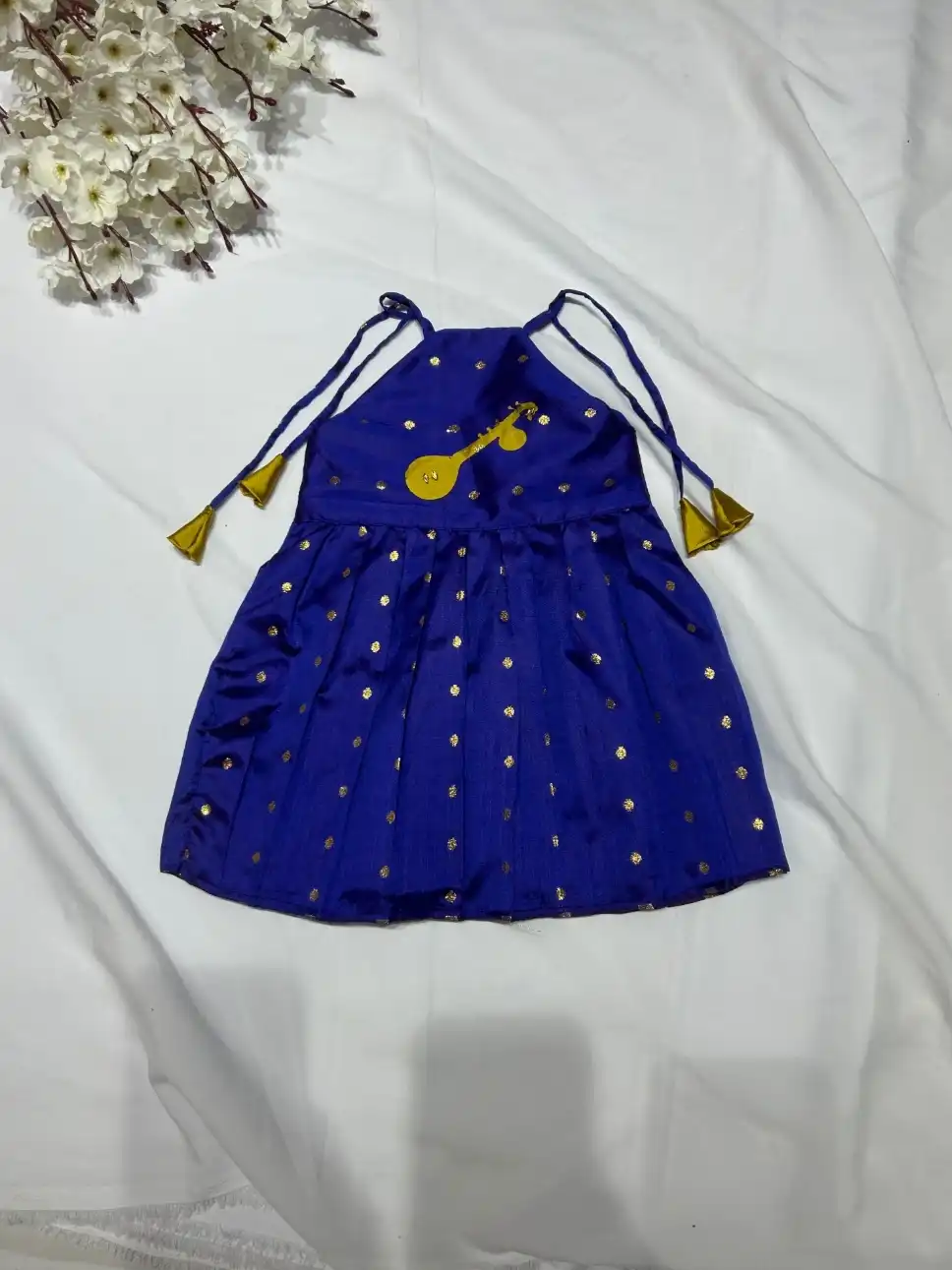 VEENA Frock